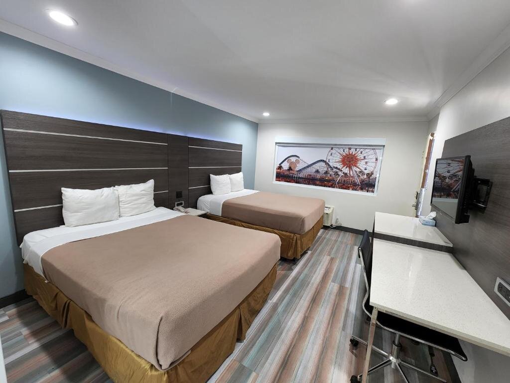 Двухместный номер Standard Travelodge Inn & Suites by Wyndham Fullerton