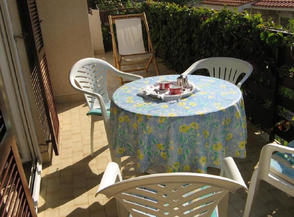 Appartement Apartments Mirja - 50m from the sea