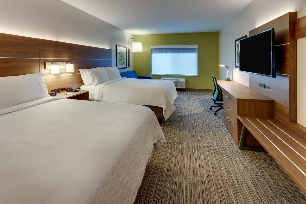 Люкс Deluxe Holiday Inn Express & Suites - Saugerties - Hudson Valley, an IHG Hotel