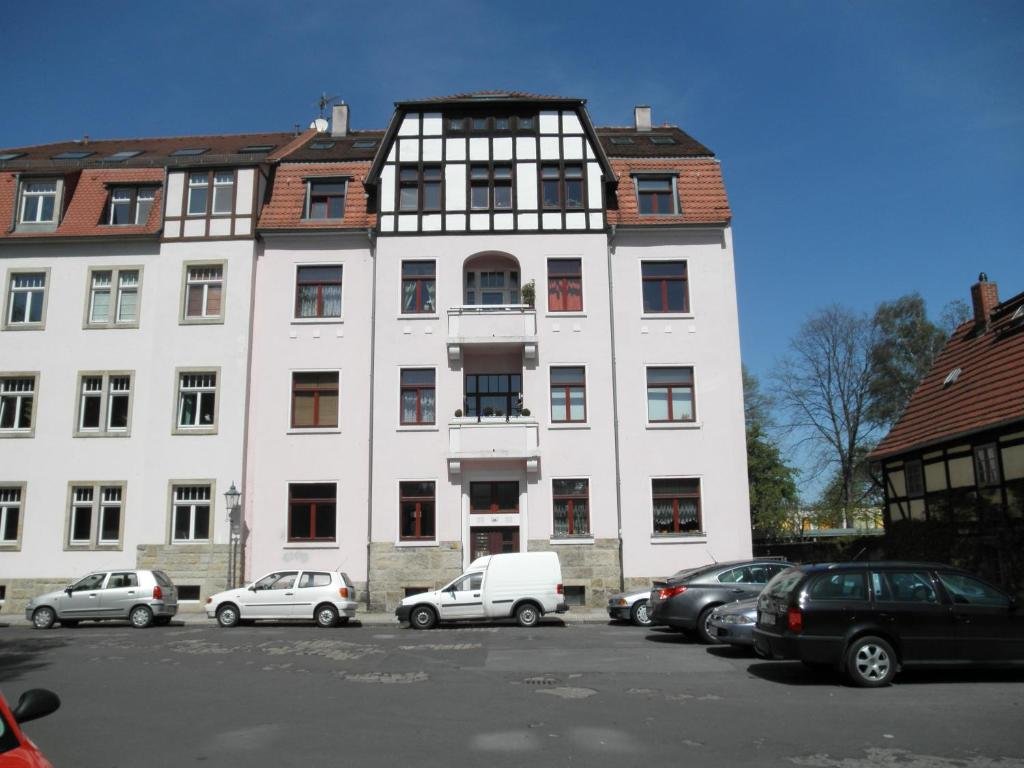 Апартаменты Hotel Pension zu Dresden Altpieschen