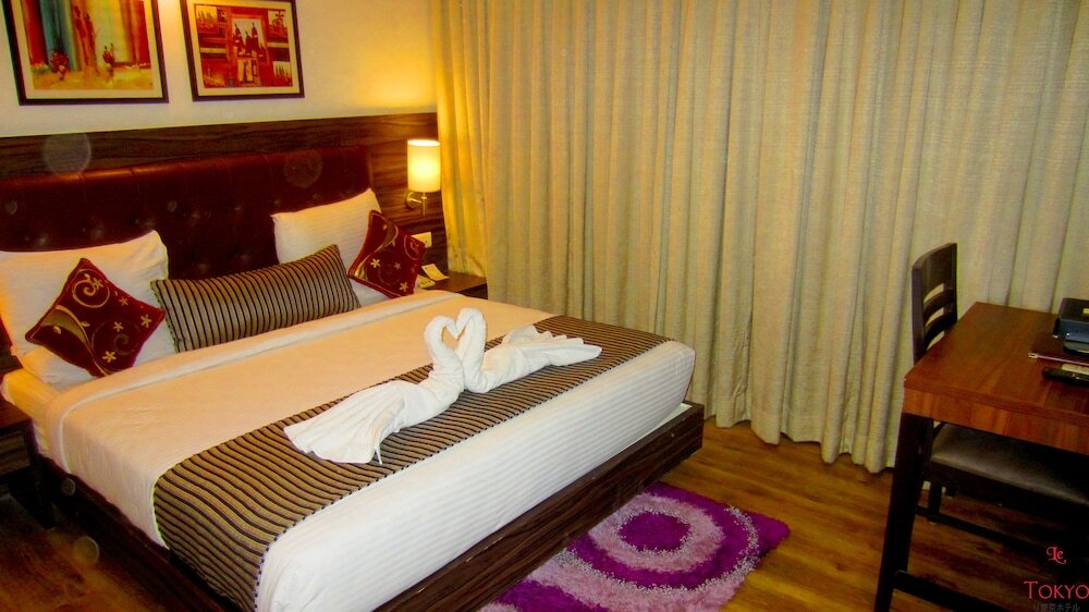 Deluxe Double room Le Tokyo Hotel Sanand