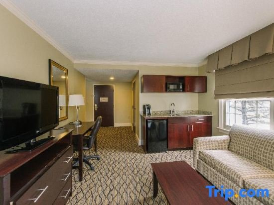 Suite doble 1 dormitorio Holiday Inn Express and Suites Merrimack, an IHG Hotel