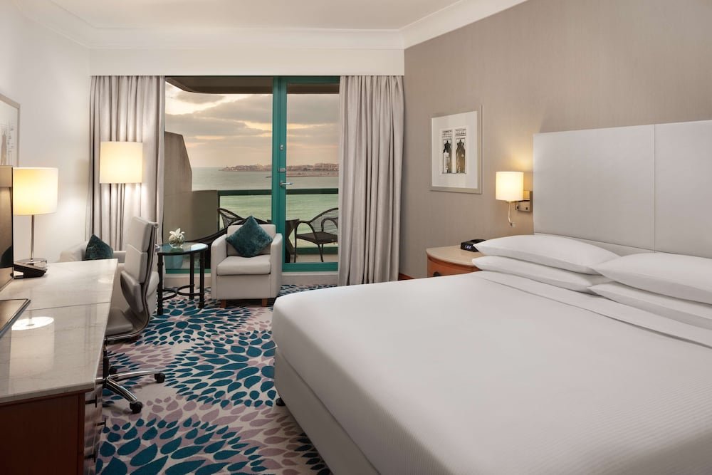 Двухместный номер Deluxe Hilton Dubai Jumeirah
