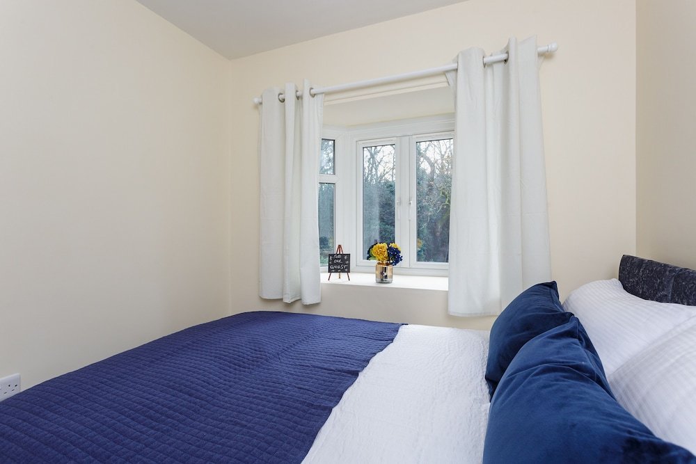 Apartment Luxury Burgess Apartments close to Soton General Hospital