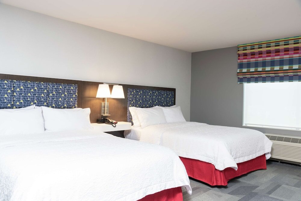 Standard Quadruple room Hampton Inn & Suites Xenia Dayton