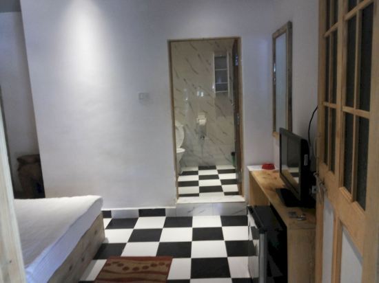 Casa Ashvem Resort