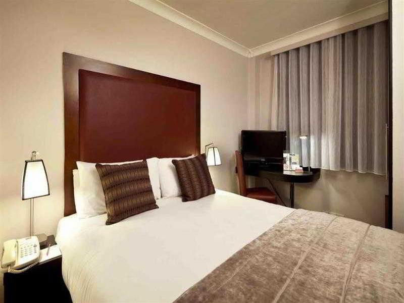 Двухместный номер Standard Mercure Hotel London Kensington