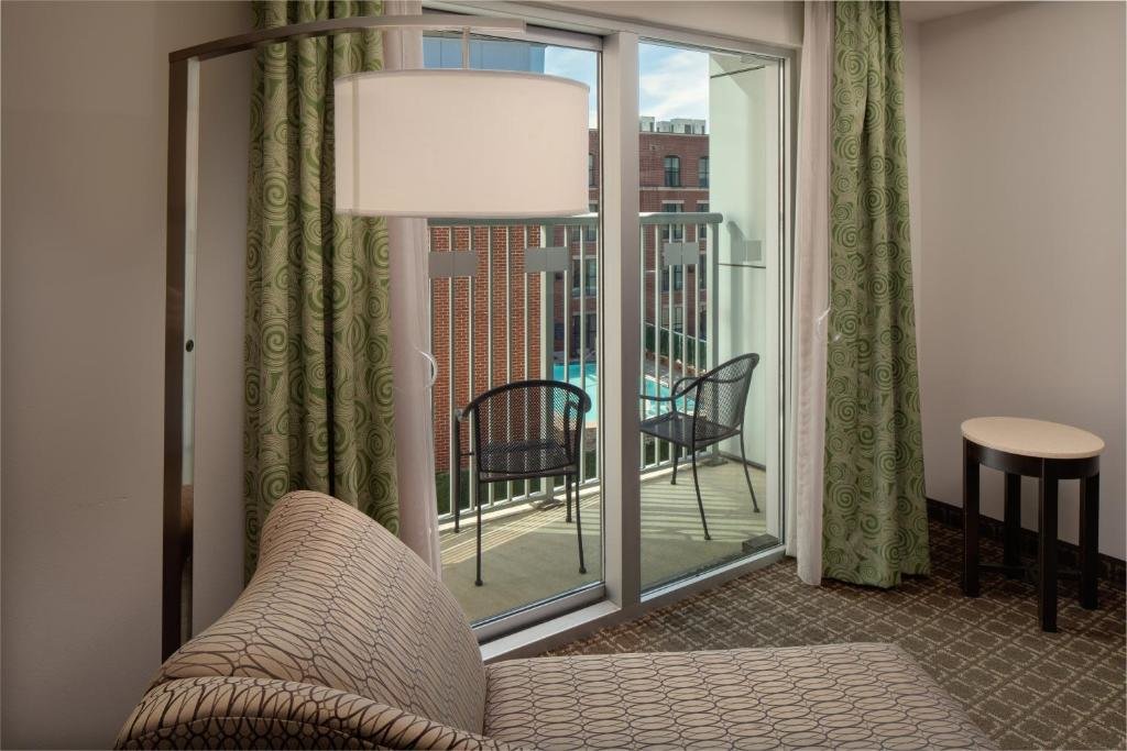 Standard Double room with balcony and with pool view The Limited Hotel