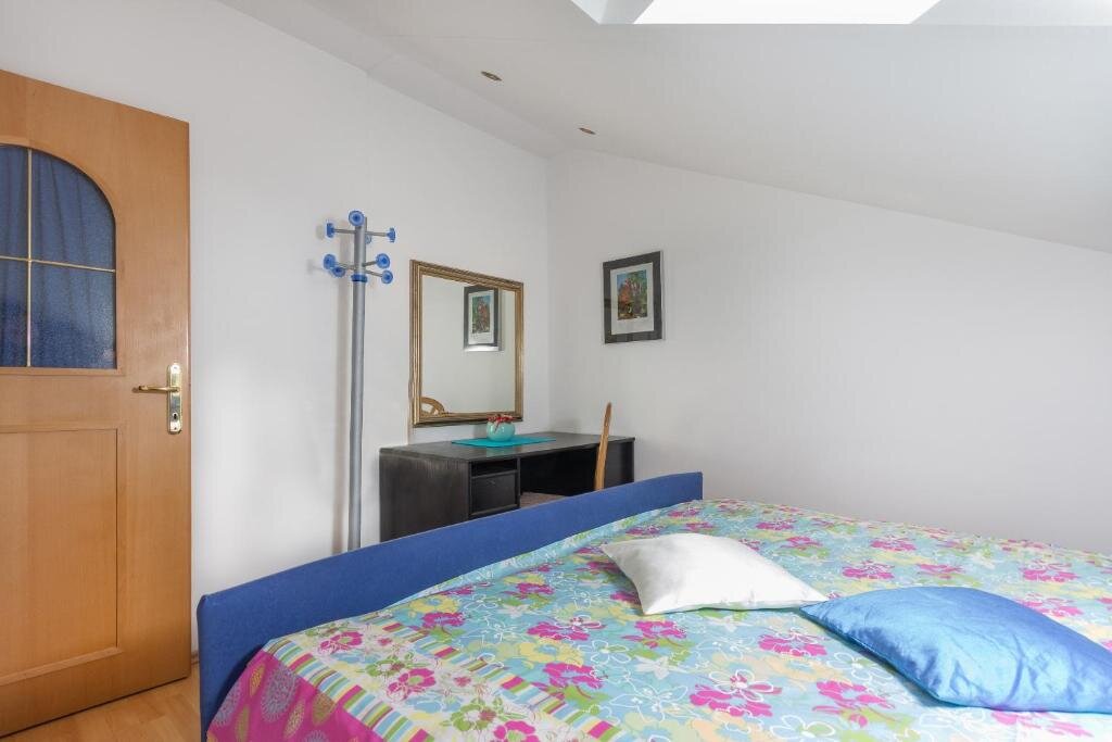 2 Bedrooms Apartment Apartments Villa-Passat