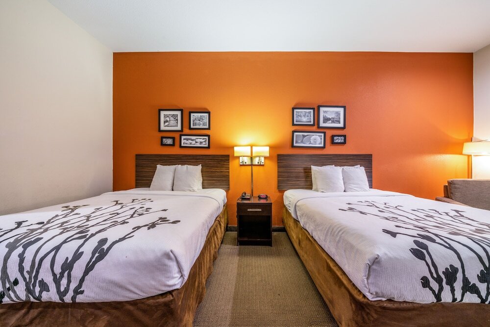 Четырёхместный номер Standard Rest Well Inn & Suites