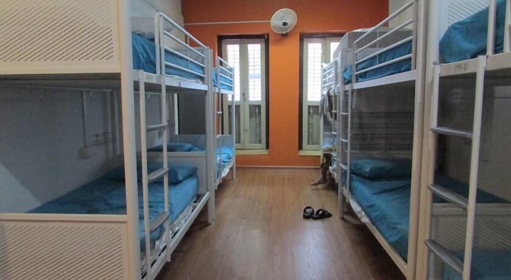Bed in Dorm (male dorm) MKS Backpackers Hostel - Dalhousie Lane