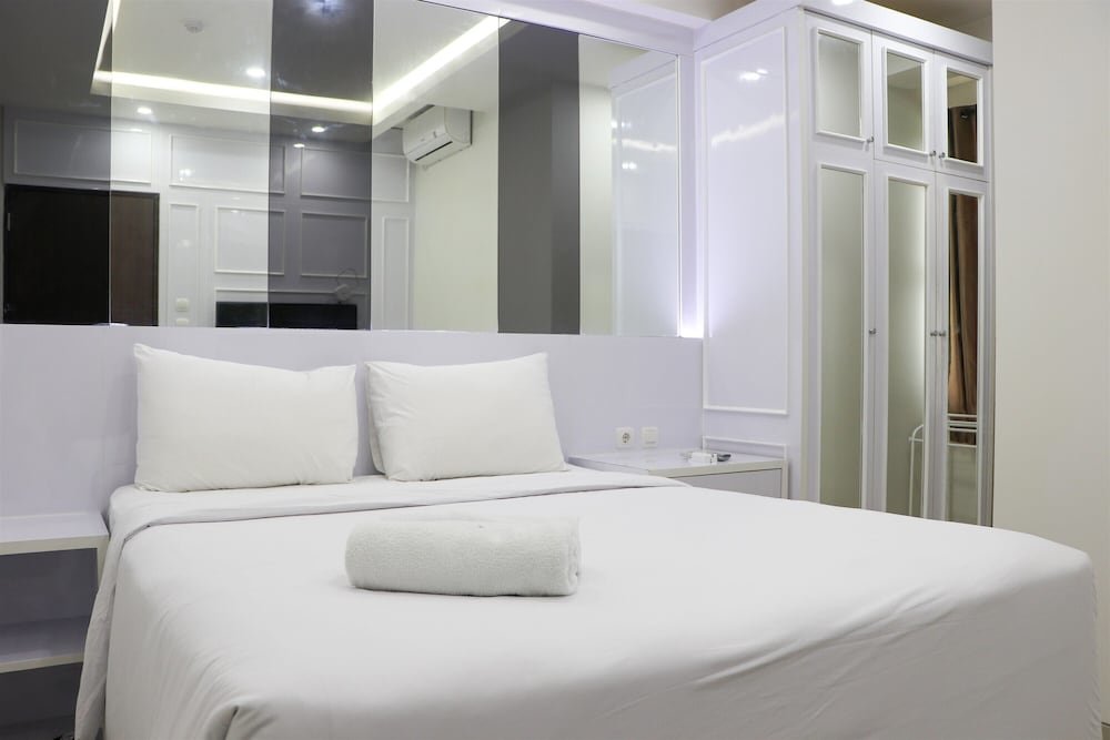 Apartment Comfort 2Br Apartment At 30Th Floor Transpark Cibubur