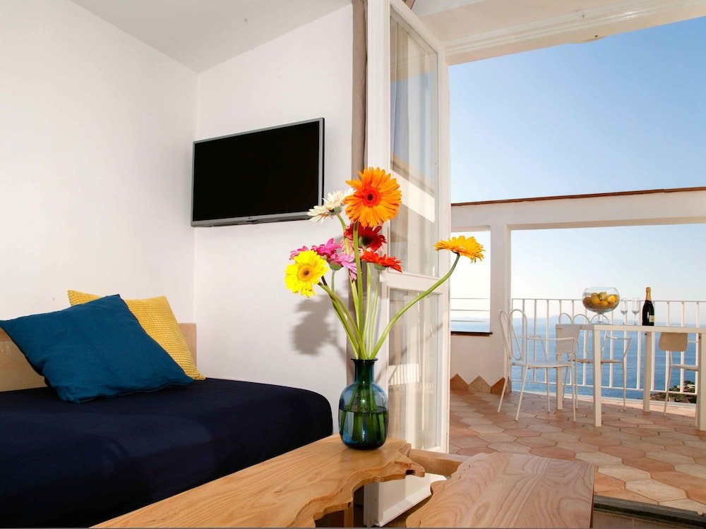Номер Standard с 2 комнатами с видом на море Antonio Massa Lubrense