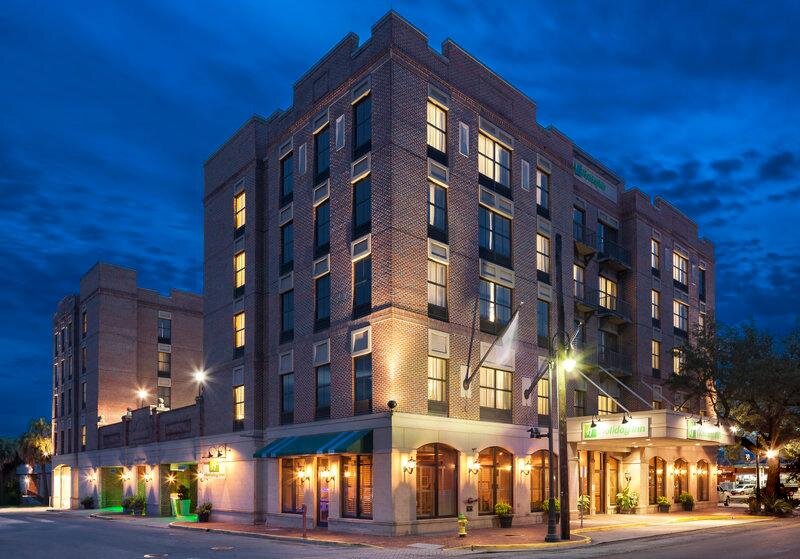 Люкс с видом на город Holiday Inn Savannah Historic District, an IHG Hotel