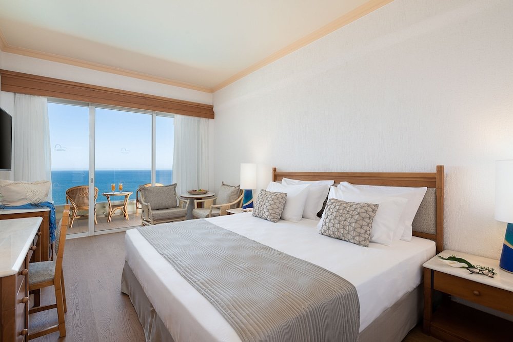 Номер Superior с балконом и с видом на море Leptos Panorama Hotel