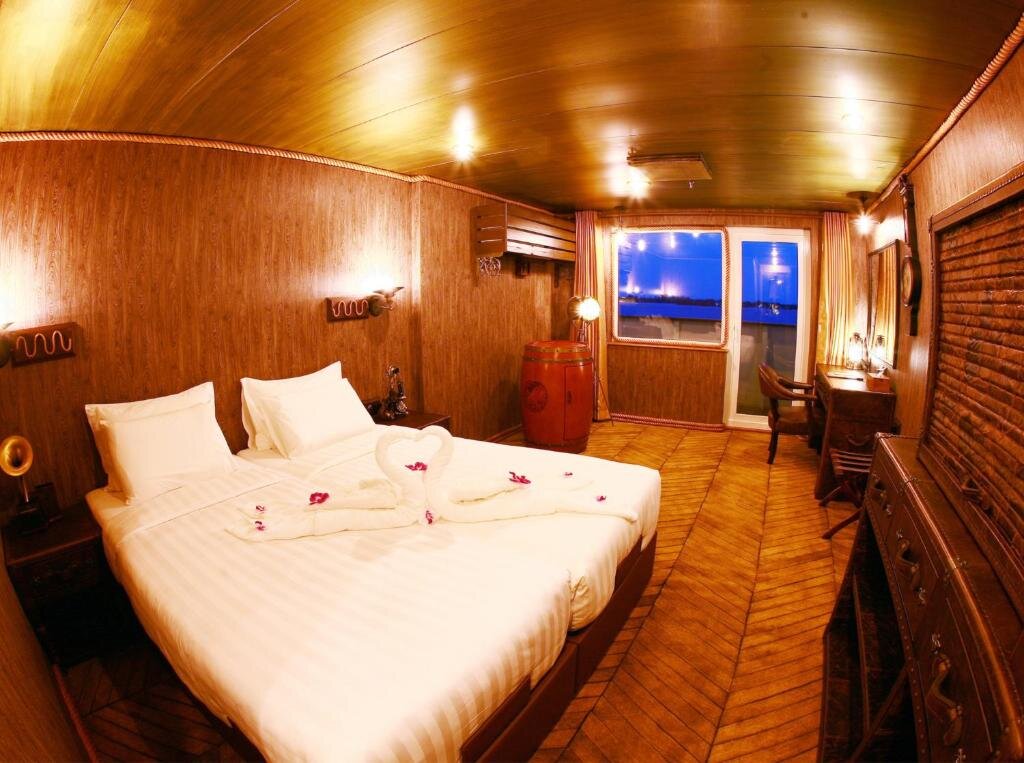 Deluxe chambre avec balcon et Vue sur la ville Vintage Luxury Yacht Hotel