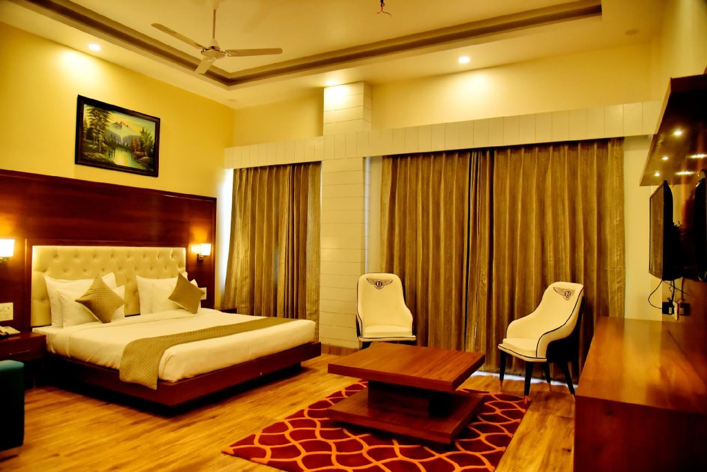 Luxus Suite Hotel Divine Lakshmi Ganga