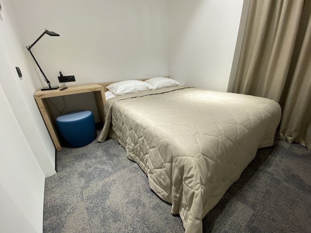 Habitación doble Estándar Sleep Lounge Terminal D - Hostel