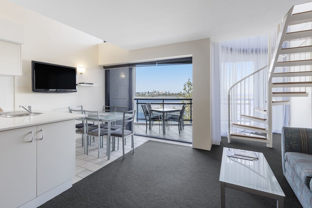 Апартаменты с 3 комнатами с балконом Ramada Resort by Wyndham Golden Beach