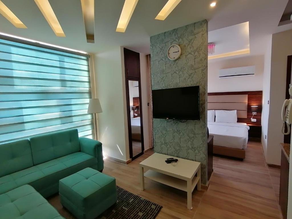 Двухместный люкс AlQimah Hotel Apartments