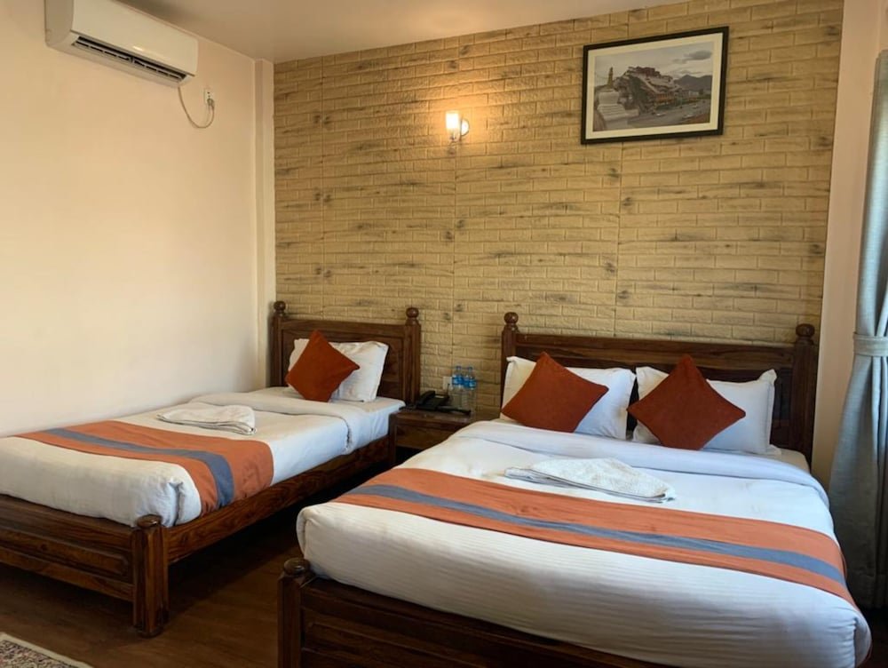 Deluxe Triple room Hotel Ramanam