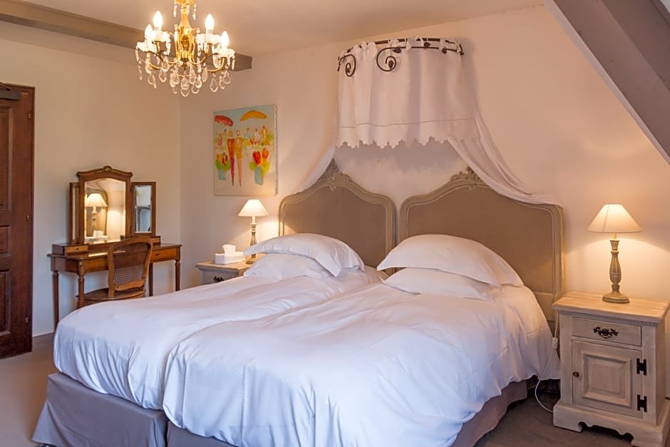 Двухместный номер Comfort Domaine de Beaupré - Hotel The Originals Relais