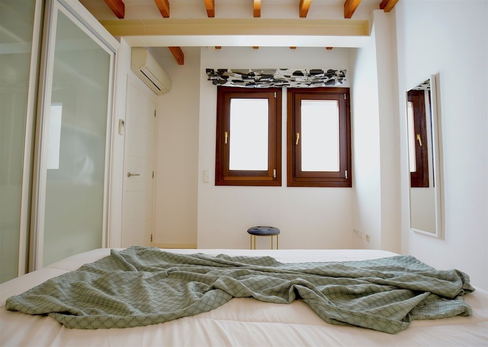 Апартаменты с 3 комнатами с балконом Montmari - Turismo de Interior