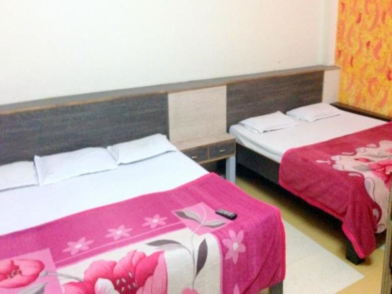 Standard Dreier Zimmer Hotel Gujarat Heritage