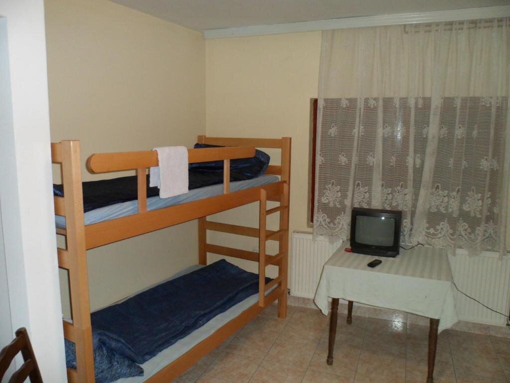 Bed in Dorm Hostel Olimpik