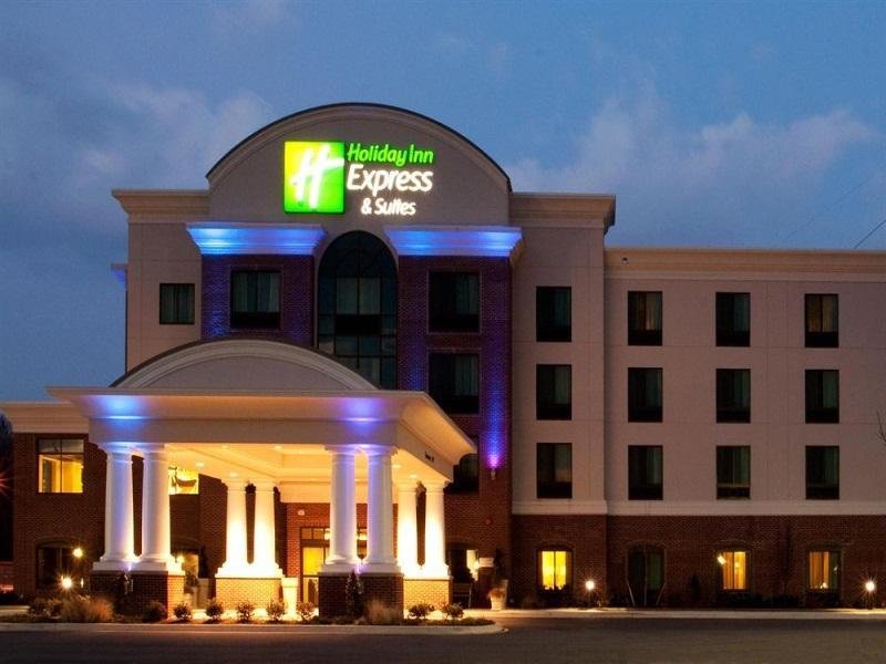 Номер Executive Holiday Inn Express Wilmington, an IHG Hotel