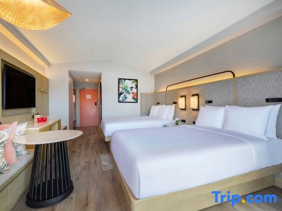 Standard Double room with mountain view Crowne Plaza Resort Saipan