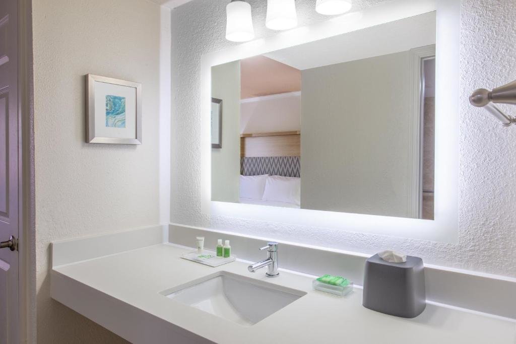 Standard Doppel Zimmer Holiday Inn & Suites Boca Raton - North