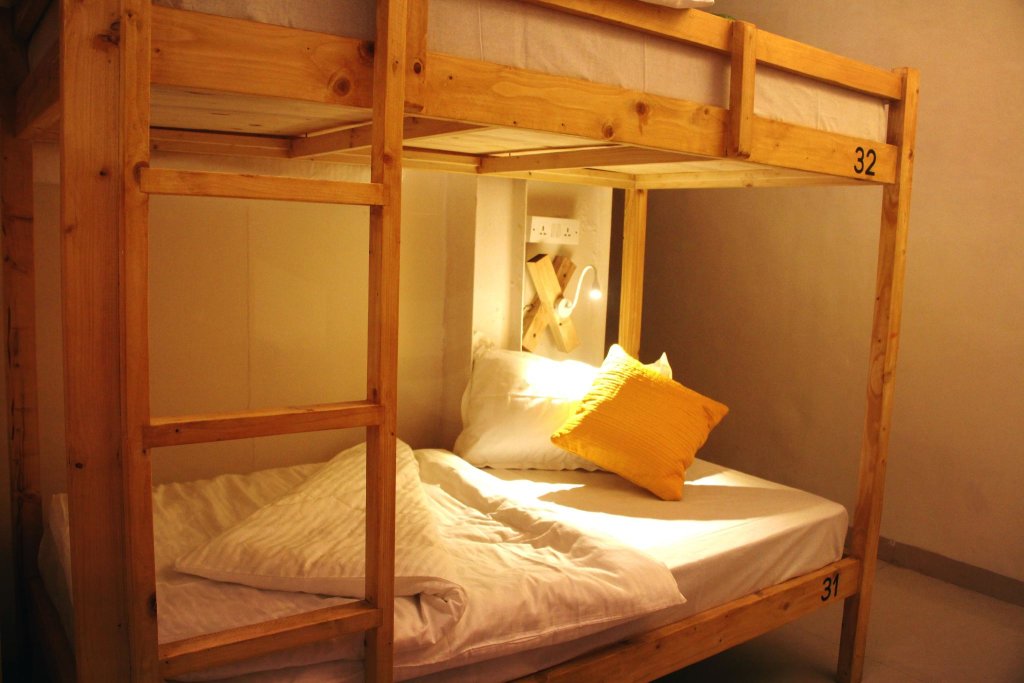 Cama en dormitorio compartido (dormitorio compartido femenino) Cohostel, Bandra