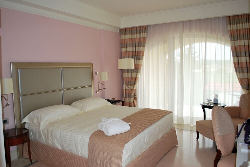 Двухместный семейный номер Standard с балконом Best Western Premier Villa Fabiano Palace Hotel
