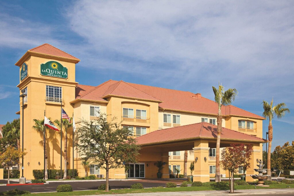 Двухместный номер Standard Fairfield by Marriott Inn & Suites Fresno Riverpark