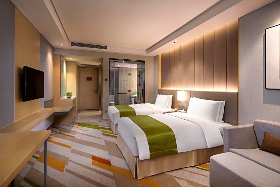 Двухместный номер Standard Holiday Inn Express Wuxi Taihu New City, an IHG Hotel