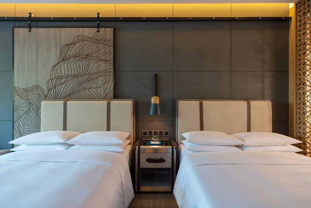 Standard Double room with view Renaissance Xiamen Hotel