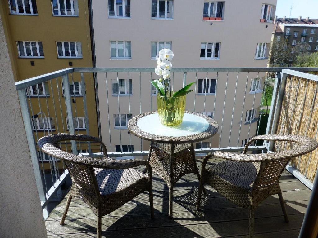 Апартаменты c 1 комнатой с балконом Apartments Palmovka