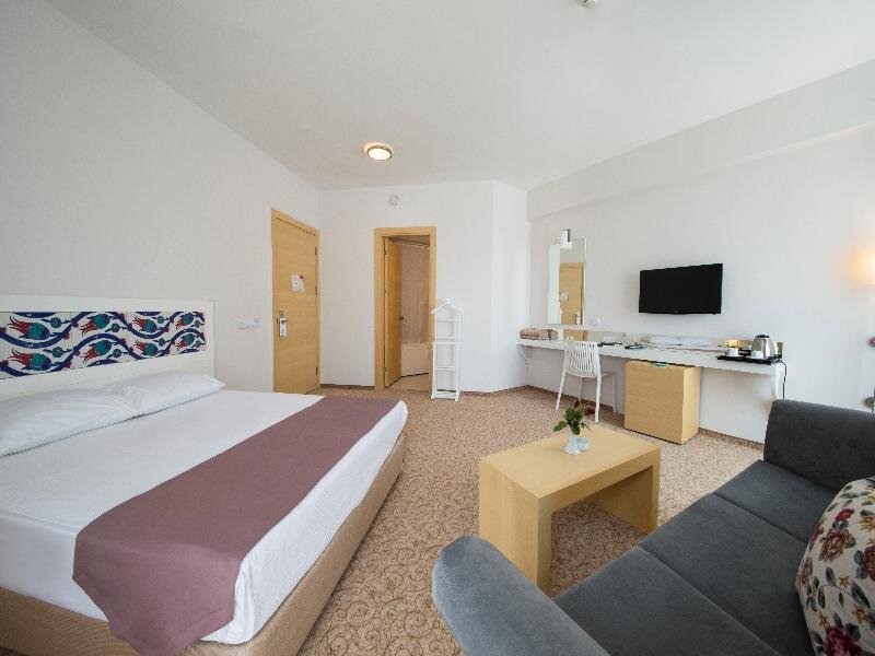 Standard Single room Larina Ninova Thermal SPA & Hotel
