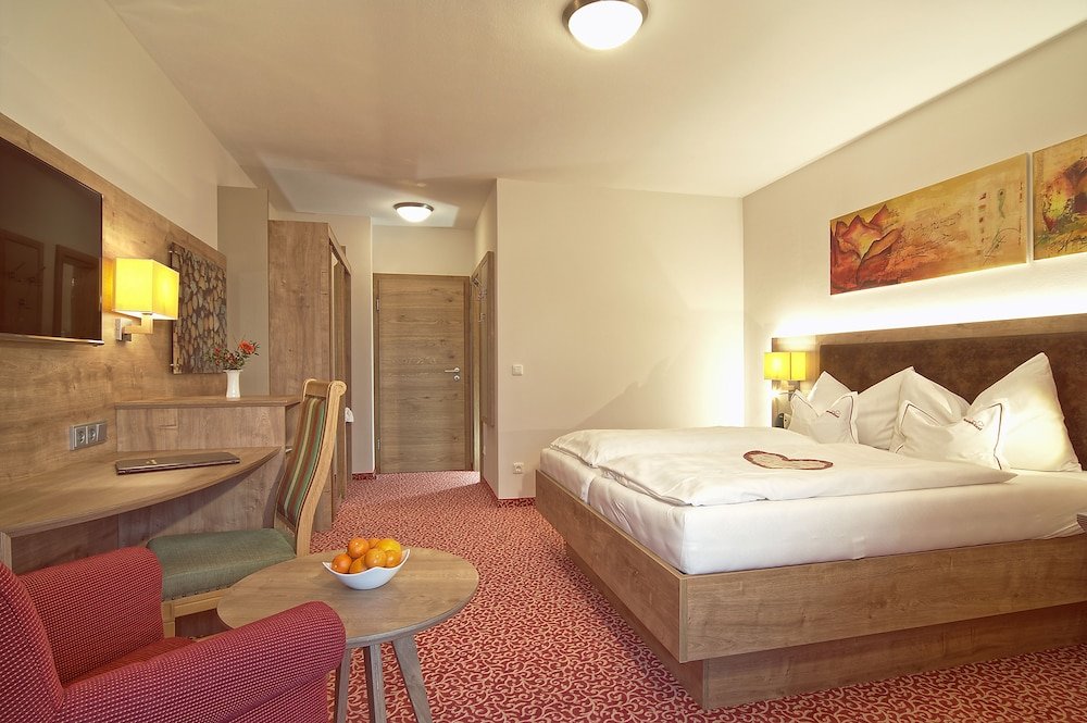 Komfort Doppel Zimmer mit Balkon Hotel Neuhäusl Superior