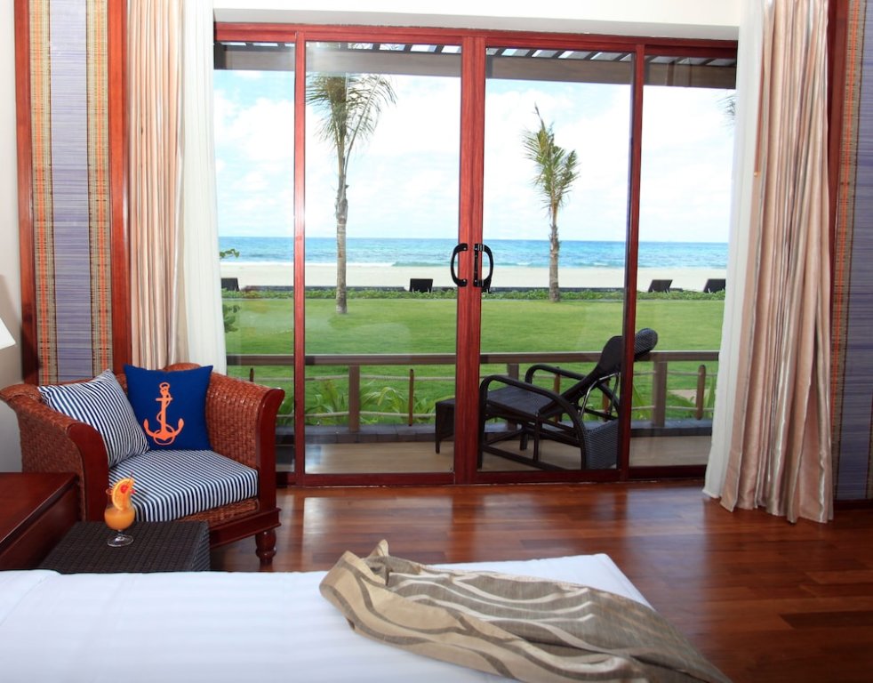 Villa with balcony Ngwe Saung Yacht Club & Resort