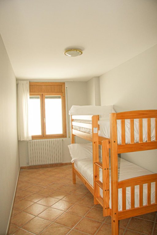 2 Bedrooms Apartment with balcony Aptos Colells