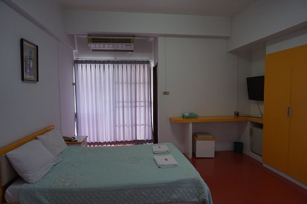 Deluxe chambre avec balcon M In Korat Service Apartment