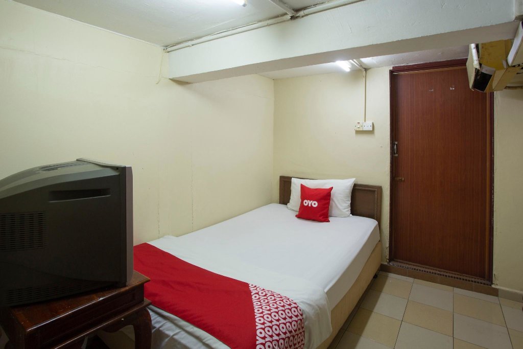 Économie chambre SPOT ON 90137 Casavilla Hotel Pudu