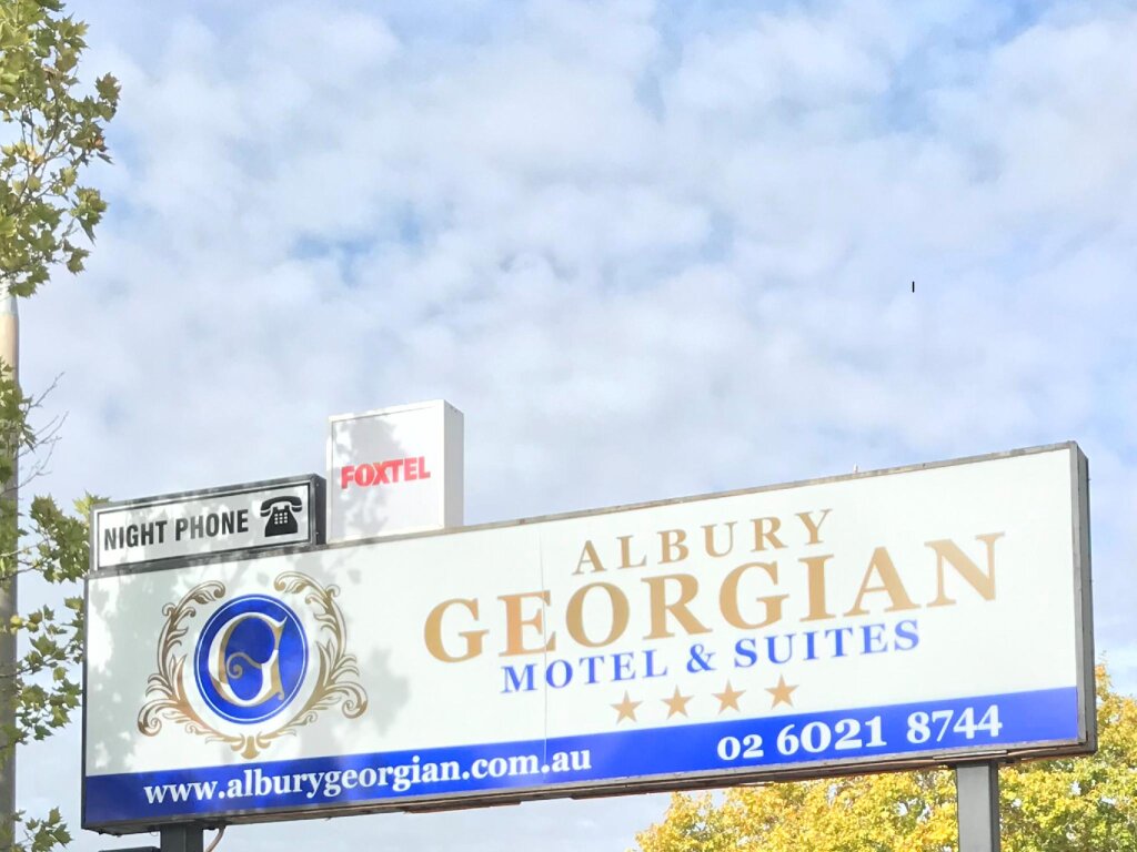 Номер Luxury Albury Georgian Motel & Suites