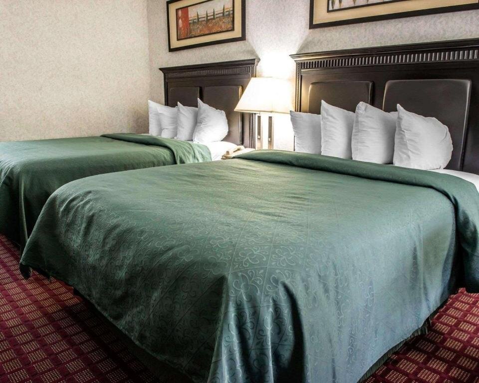 Camera Standard Quality Inn & Suites North Gibsonia