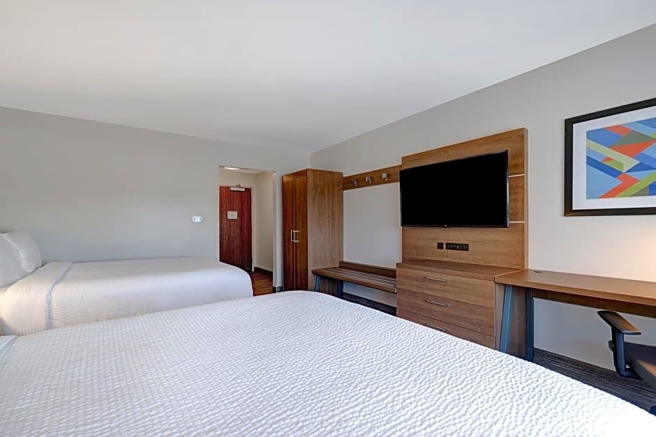Standard Double room Holiday Inn Express & Suites - Grand Rapids South - Wyoming, an IHG Hotel