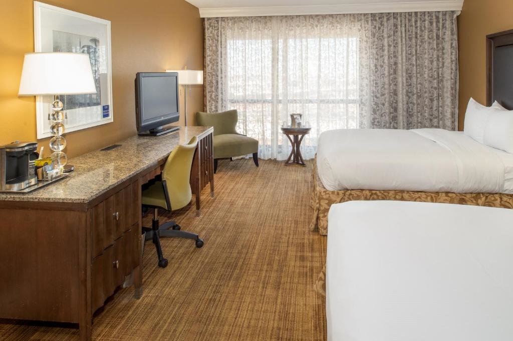 Standard Doppel Zimmer mit Blick Hilton St. Louis Airport