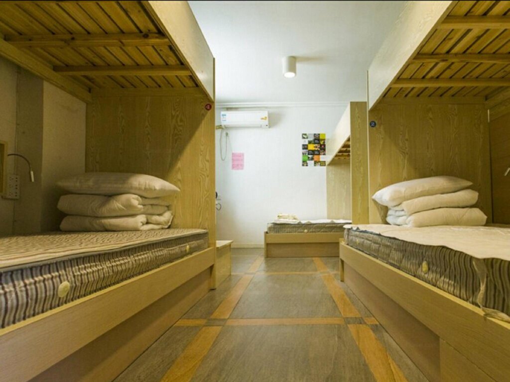 Bed in Dorm Huangshan Kunlun International Youth Hostel