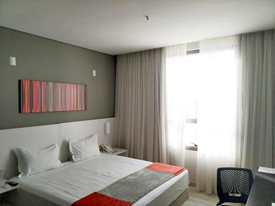 Superior room Comfort Hotel & Suítes Rondonópolis